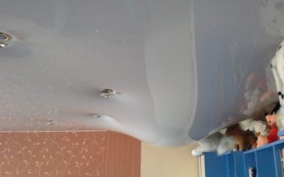 Слив воды с потолка